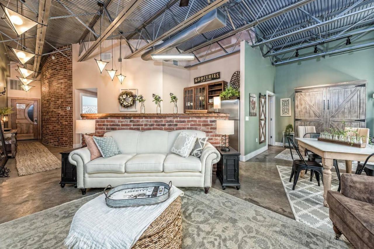 Green Door Lofts -Magnolia Loft, Silos/Downtown Waco Εξωτερικό φωτογραφία